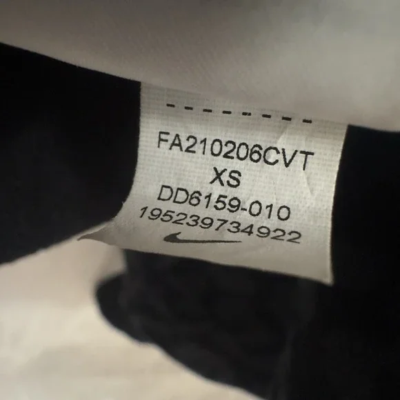 Nike Women's Cropped Hooded Training Sweatshirt Size Medium Cheetah Print Black - Picture 5 of 5